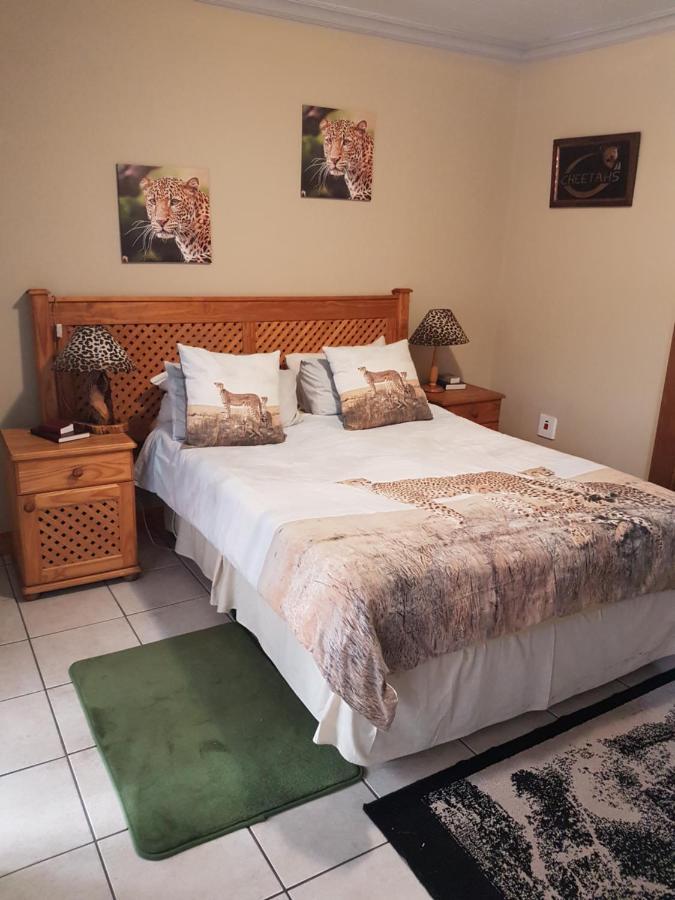 African Elephant Guesthouse Germiston Bagian luar foto